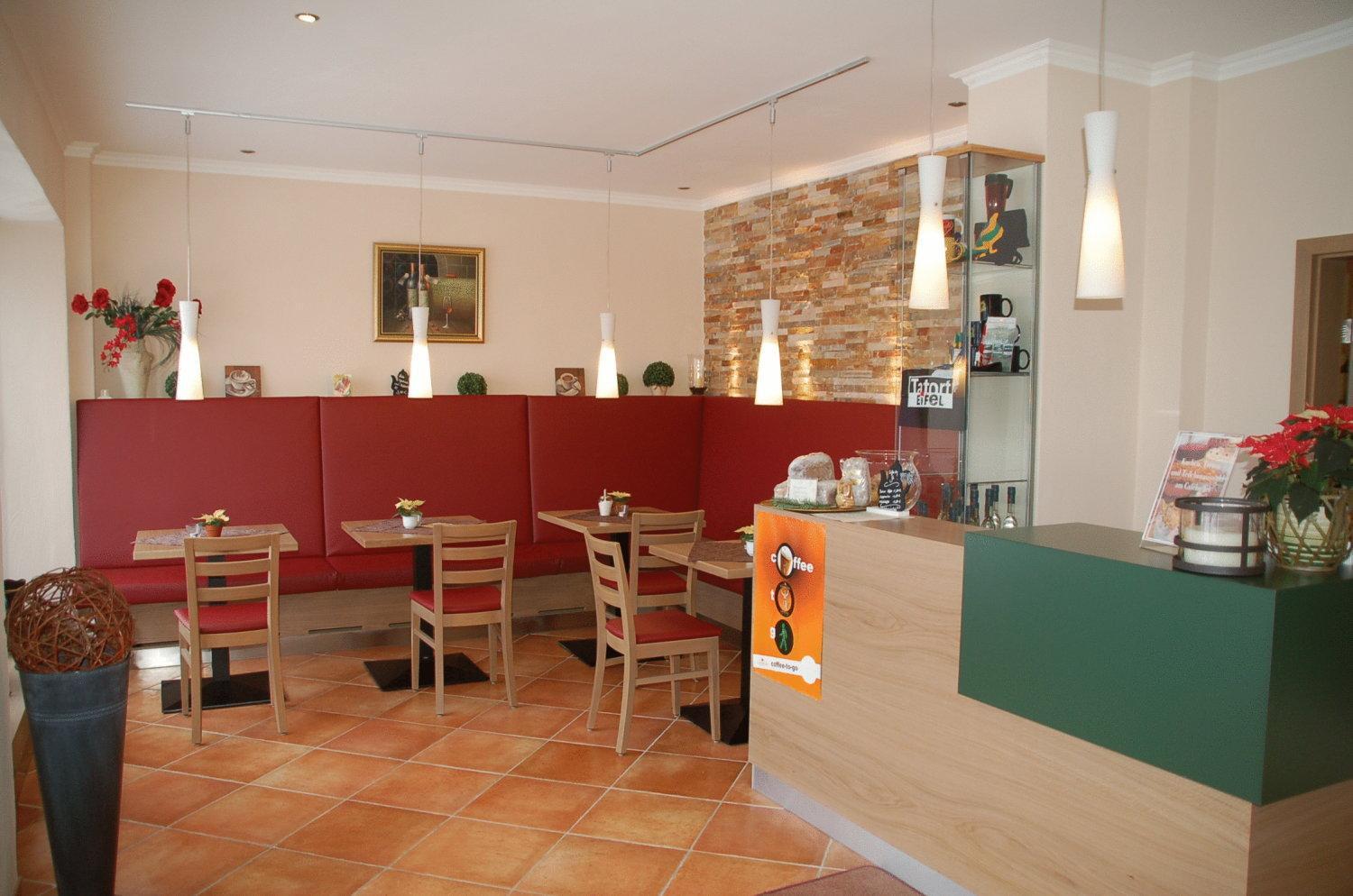 Hotel-Ferienwohnungen Cafe Maarblick Schalkenmehren Exterior foto